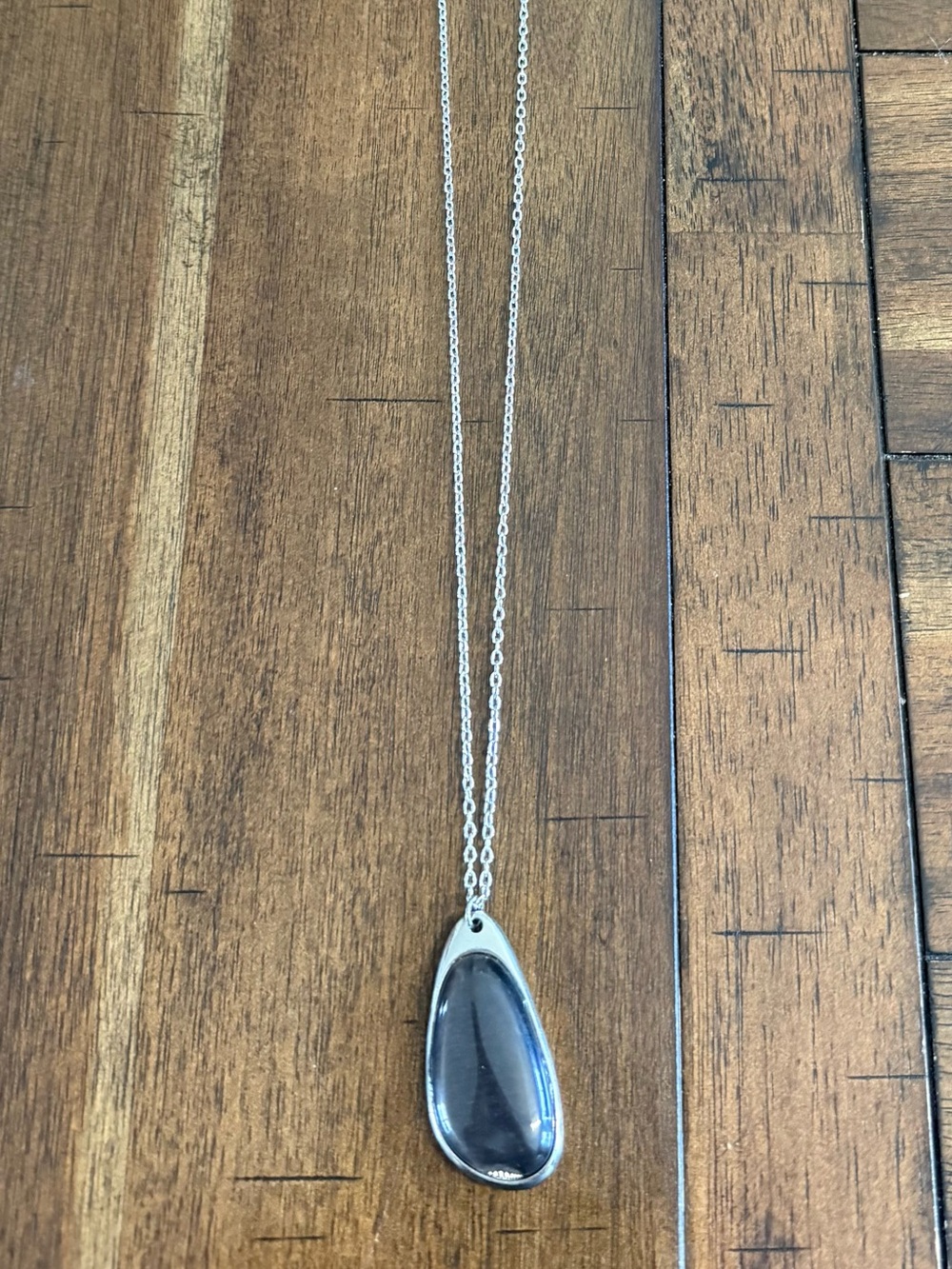 paparazzi Silver Teardrop Pendant Necklace with Dark Gray Center and Earrings